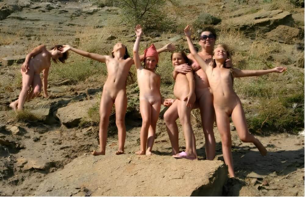 Nudism in a sunny day pics - Loyal Followers of the Movement