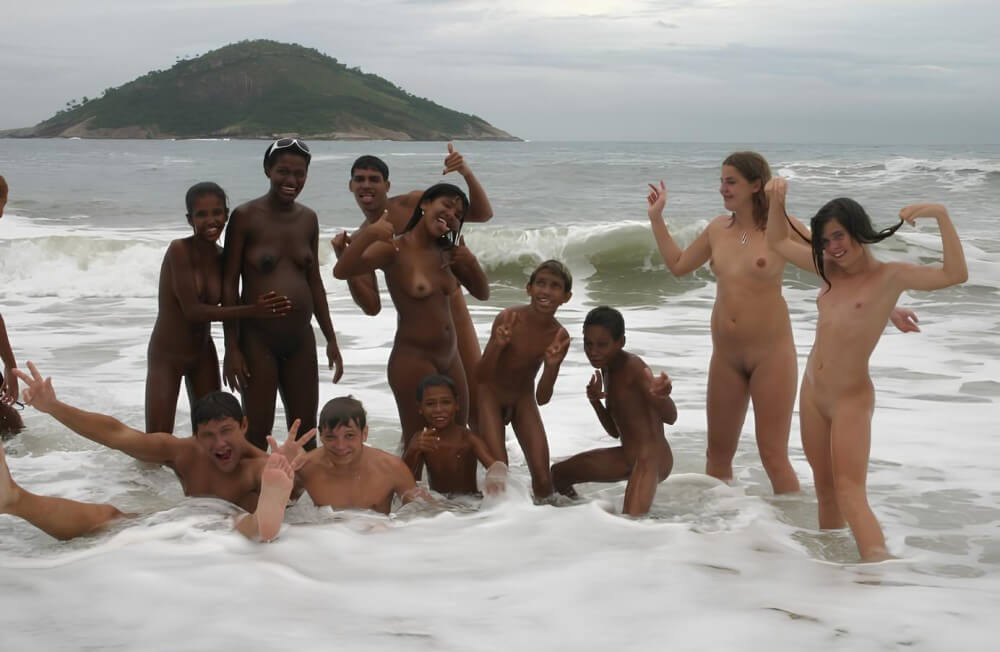 Photo nudism in Brazil - A naturist strives for inner harmony and emotional balance