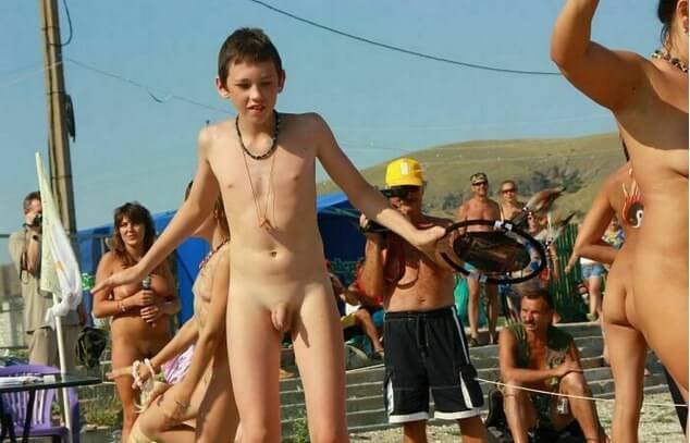 Nudists in Crimea photos - Naturism is connected to self-love and love of nature
