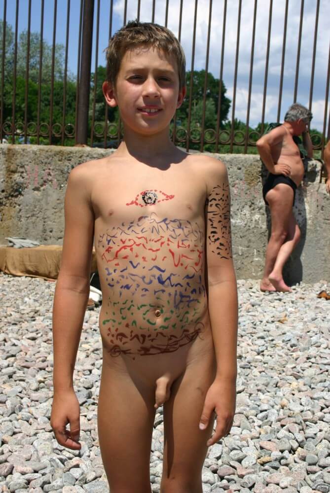 Father and Daughter Painted pics - Nudism brings joy to life