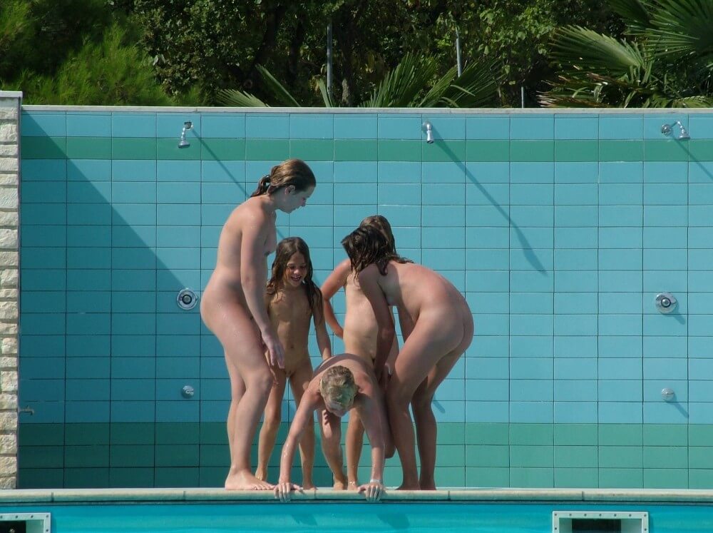 FKK Outdoor Children Pool pics - Naturism is not a cult