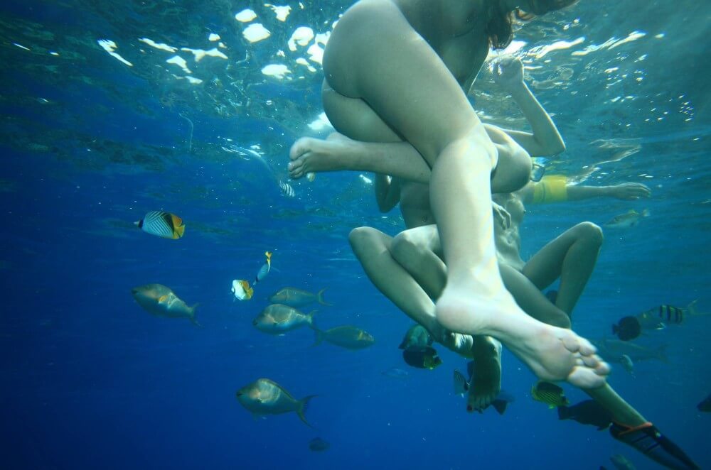 Egyptian Snorkelers Part - A nudist values the connection with nature and the human body