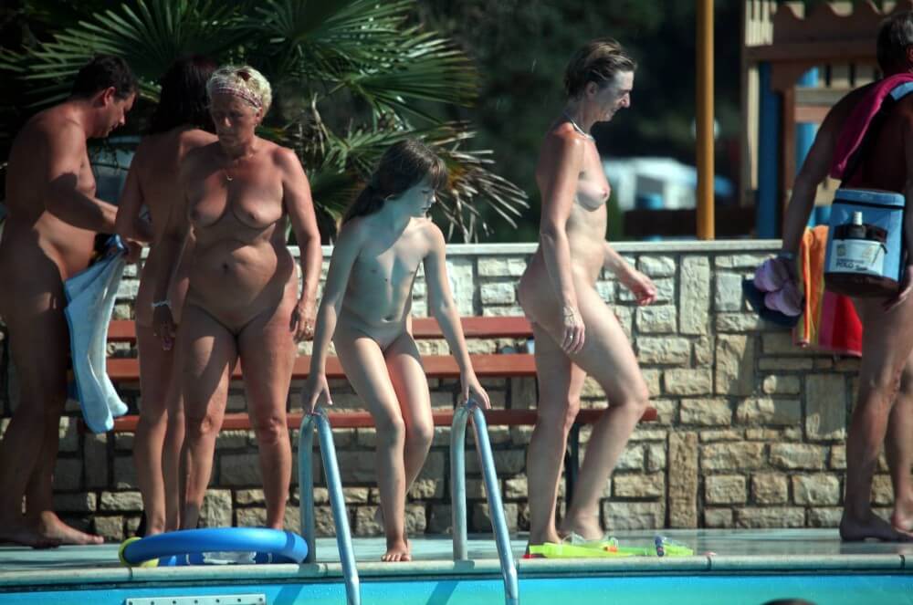Naturist Pool Cleaning-Up pics - Naturism is based on love for oneself and nature
