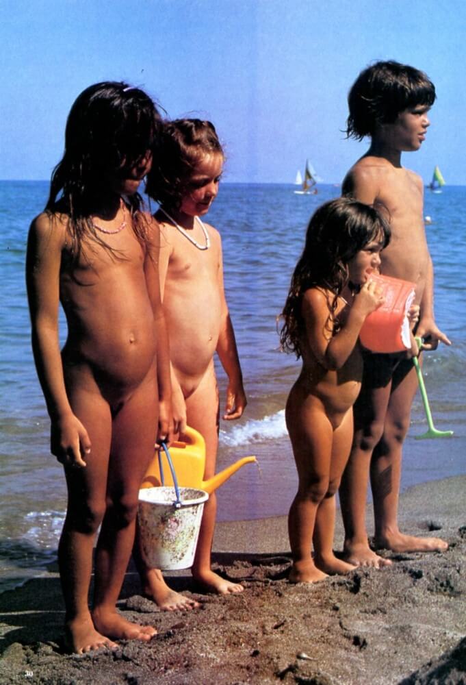 Jung und Frei Nr 6 - In nudist culture, sincerity, honesty, and respect for oneself and others are valued