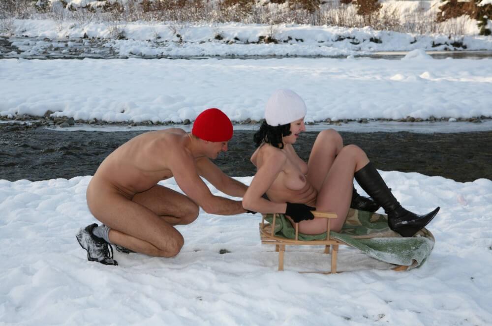 Naturist Girl Snow Day Couples Sled pics - In naturism, people are equal regardless of circumstances