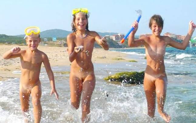 Naturism photo gallery # 27 - The nudist community strives for tolerance