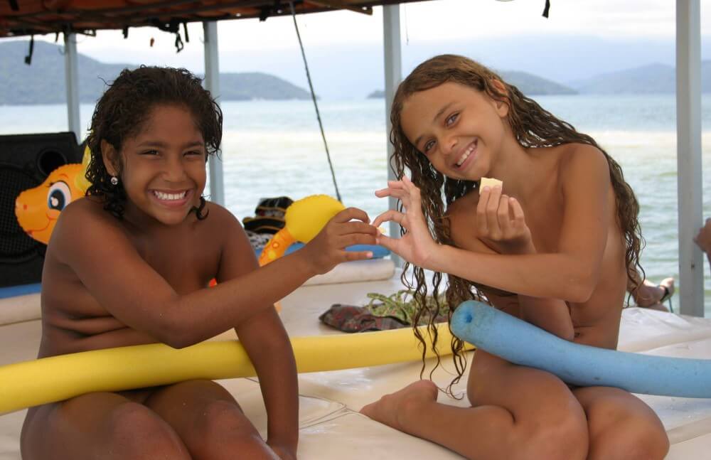 Brazilian Boating Girlfriend pics - This is the culture of nudism