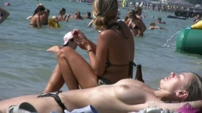 Sun Worshippers 1 - Naturists value tranquility and peace