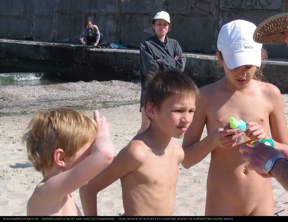 Premium Content # 28 - Naturism is a path to self-understanding and self-acceptance