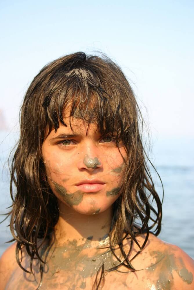 Courageous Naturist Girl pics - The Philosophy of Body Freedom