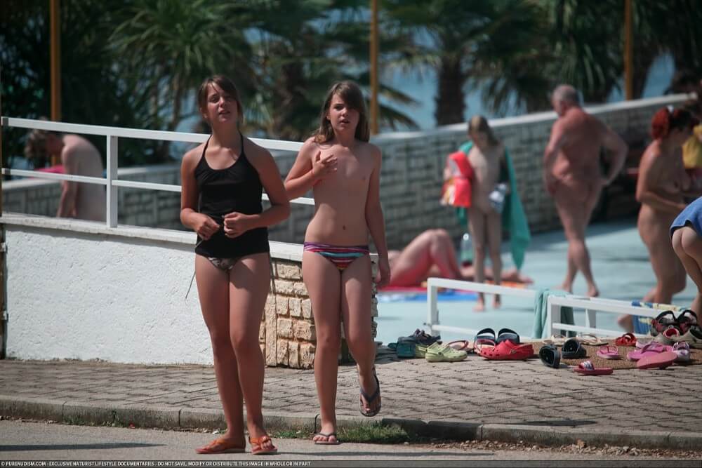FKK Water Locations Set 1 - The desire to appreciate the beauty of the human body