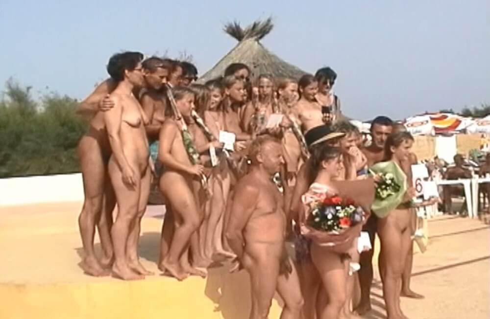 Miss Teen JR. Pageants # 20 video Sunat Natplus Full HD - Blending in with the crowd of nudists